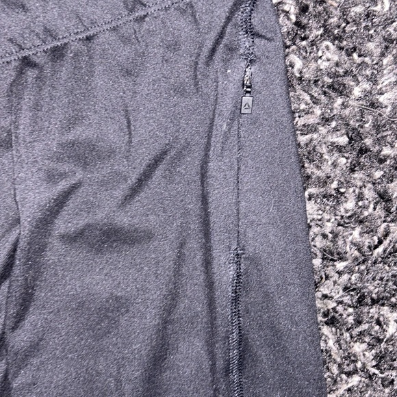 Reebok One Series Running Tights/Leggings in Black and Neon Green - Picture 3 of 10